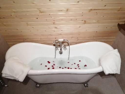 Tollymore Luxury Log Cabins Newry Buitenkant foto